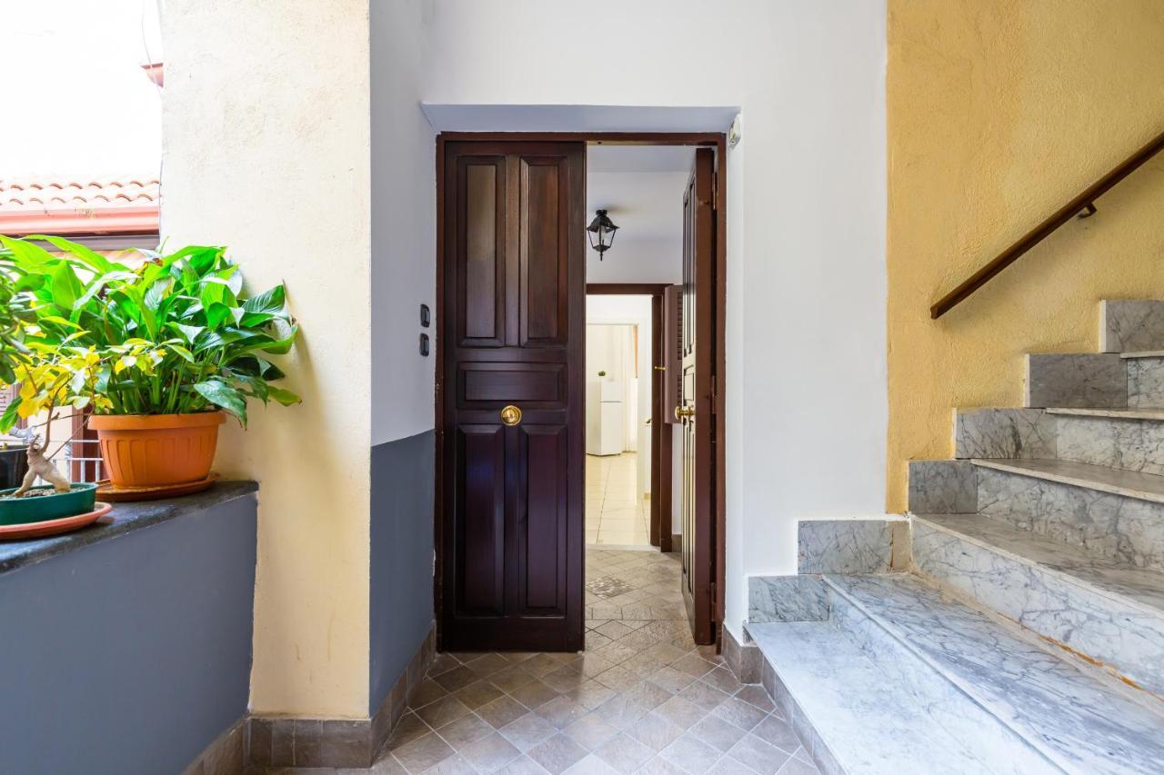 Ventaglieri Cozy Apartment By Wonderful Italy Naples Exterior photo