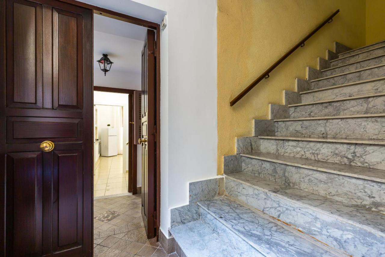 Ventaglieri Cozy Apartment By Wonderful Italy Naples Exterior photo